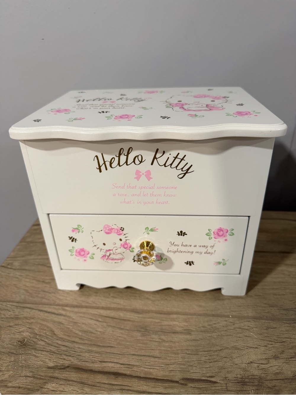 Stunning Hello Kitty White Jewelry Box with Pink Floral Accents